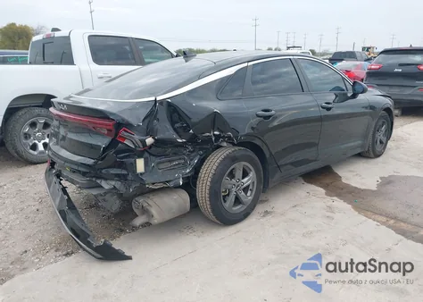 2022 Kia K5 Lxs z USA, uszkodzony, nr VIN 5XXG14J22NG106216